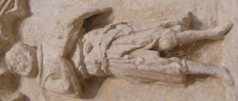 Sparsholt - Holy Rood Agnes Achard 1356 weeper